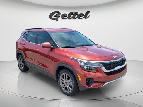 Used 2023 Kia Seltos S FWD image 3