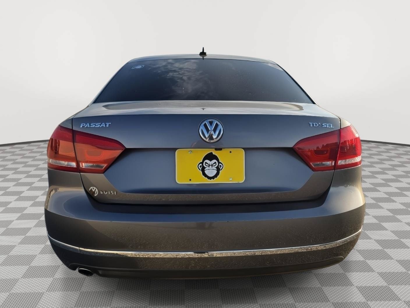 Used 2013 Volkswagen Passat TDI SEL Premium FWD image 5