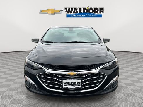 Used 2022 Chevrolet Malibu LS image 2