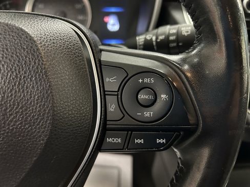 Used 2022 Toyota Corolla SE image 11