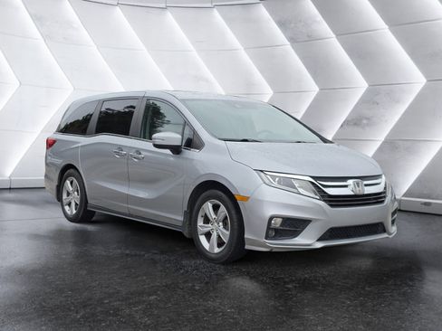 Used 2018 Honda Odyssey EX-L image 2