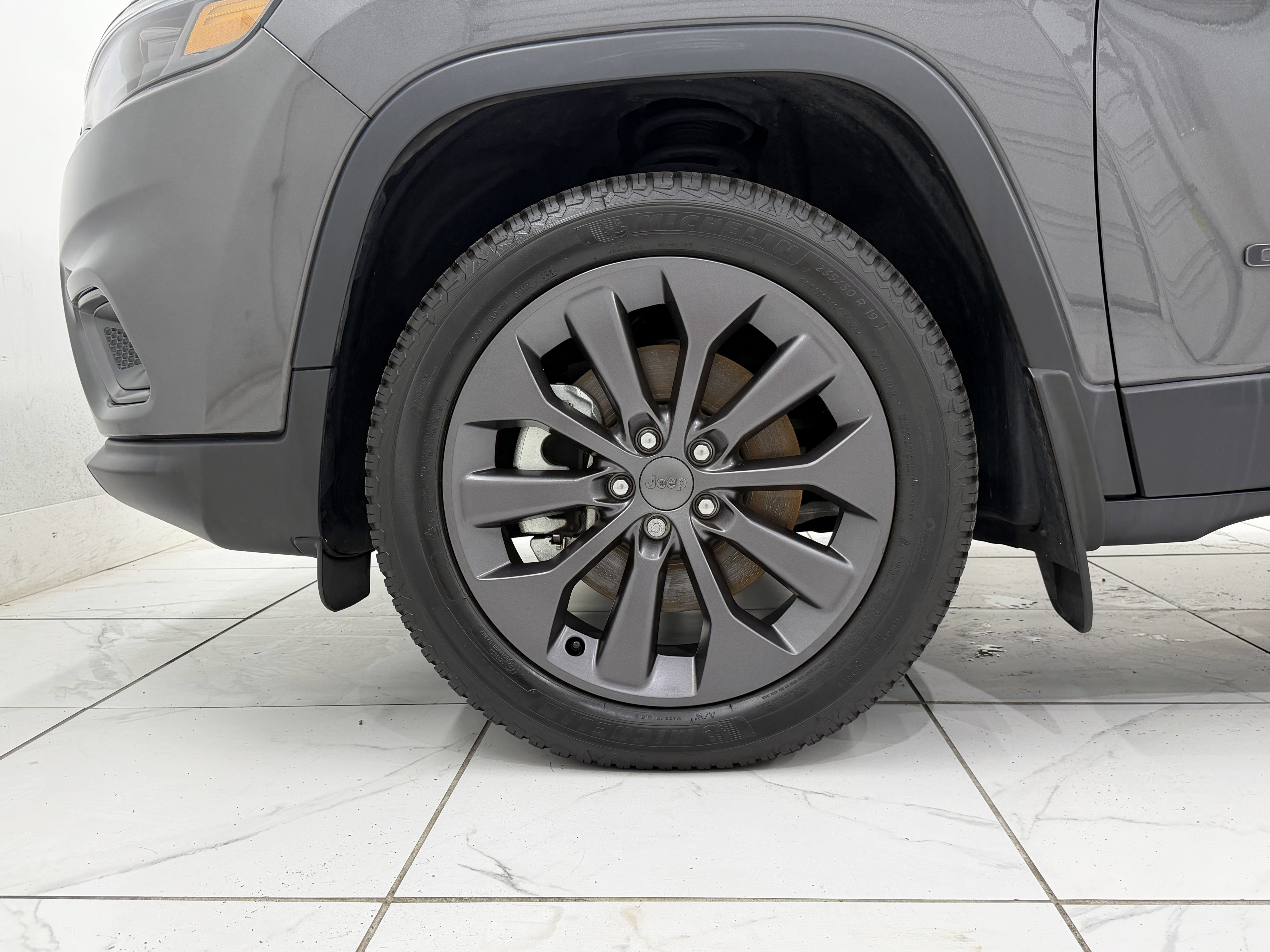 Used 2021 Jeep Cherokee Latitude Lux 80th Anniv w/ Quick Order Package 26U 80TH AWD/4WD image 16