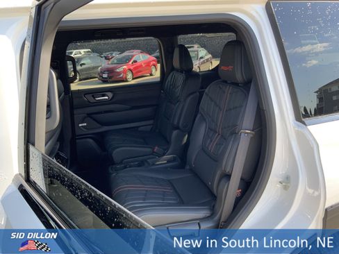 New 2026 Nissan Armada PRO-4X w/ Captain's Chari Seat Package image 10