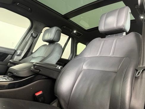 Used 2019 Land Rover Range Rover HSE AWD/4WD image 5