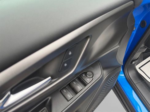 New 2026 Chevrolet Equinox EV LT image 14