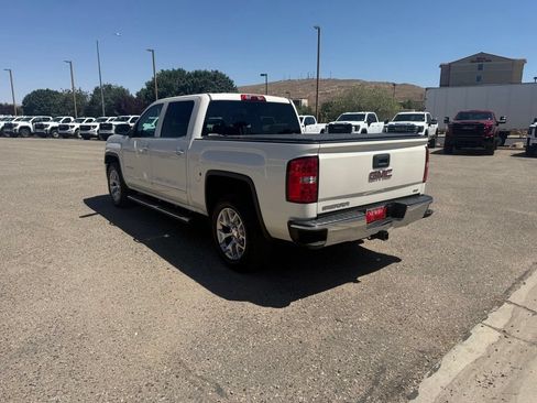 Used 2015 GMC Sierra 1500 SLT w/ SLT Crew Cab Value Package AWD/4WD image 7