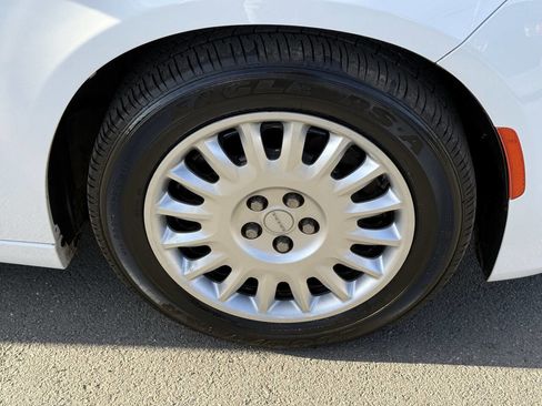 Used 2019 Dodge Charger Police w/ Street Appearance Group image 26