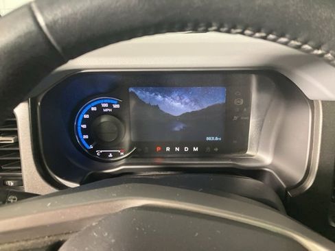 Used 2023 Ford Bronco Big Bend w/ Sasquatch Package image 12