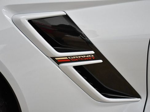 Used 2018 Chevrolet Corvette Grand Sport w/ Carbon 65 Edition RWD image 10