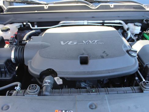 Used 2019 GMC Canyon SLT w/ Driver Alert Package image 10