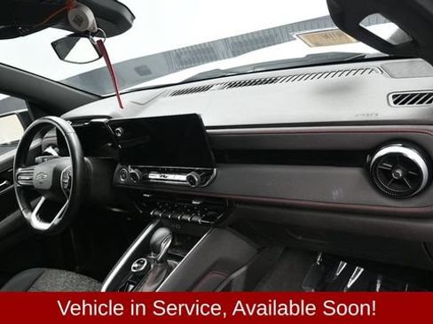 Used 2024 Chevrolet Colorado Z71 w/ Advanced Trailering Package AWD/4WD image 12