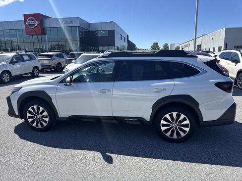Certified 2024 Subaru Outback Touring AWD/4WD image 22