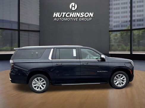 Certified 2025 Chevrolet Suburban Premier image 8