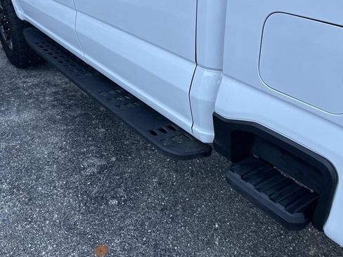 Used 2024 Ford F250 Lariat w/ Lariat Ultimate Package image 23