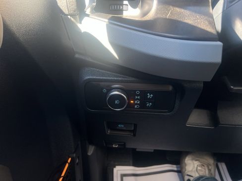 Used 2022 Ford Bronco Badlands image 25