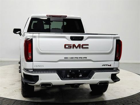 Used 2023 GMC Sierra 1500 AT4 w/ AT4 Preferred Package image 6