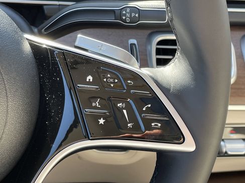 New 2026 Mercedes-Benz GLS 450 4MATIC image 27