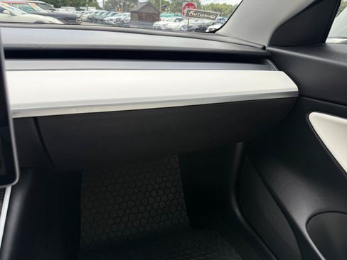 Used 2018 Tesla Model 3 Long Range AWD/4WD image 34