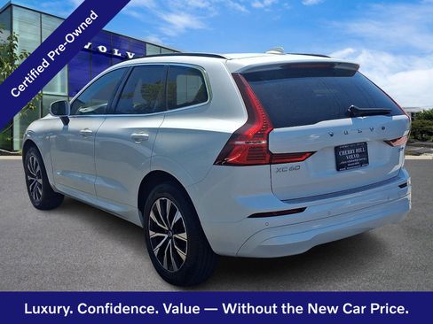 Certified 2023 Volvo XC60 B5 Core w/ Climate Package AWD/4WD image 5