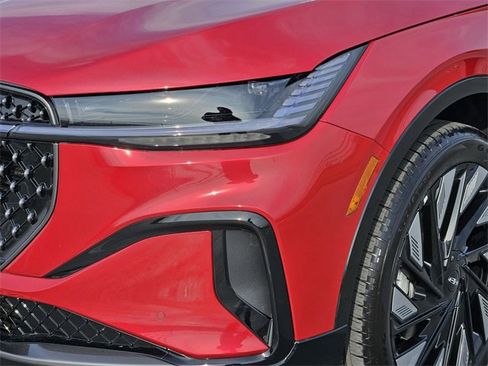 New 2026 Lincoln Nautilus Reserve w/ Jet Appearance Package image 8