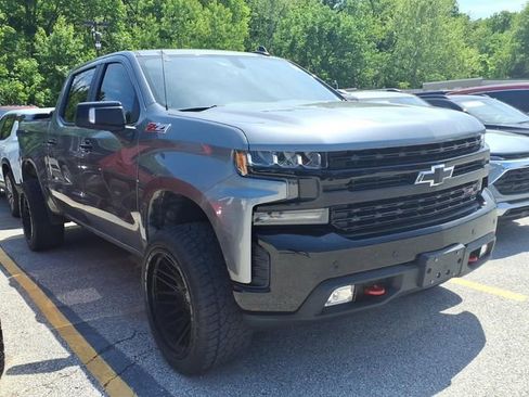 Used 2021 Chevrolet Silverado 1500 LT Trail Boss w/ Convenience Package II AWD/4WD image 4