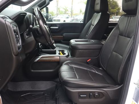 Used 2022 Chevrolet Silverado 3500 High Country AWD/4WD image 22