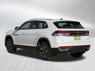 New 2026 Volkswagen Atlas Cross Sport SE video 2