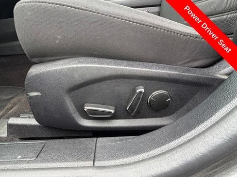 Used 2020 Ford Fusion SE FWD image 36