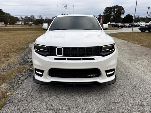 Used 2017 Jeep Grand Cherokee SRT image 2