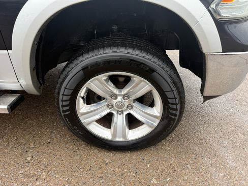 Used 2013 RAM 1500 Laramie w/ Convenience Group image 14