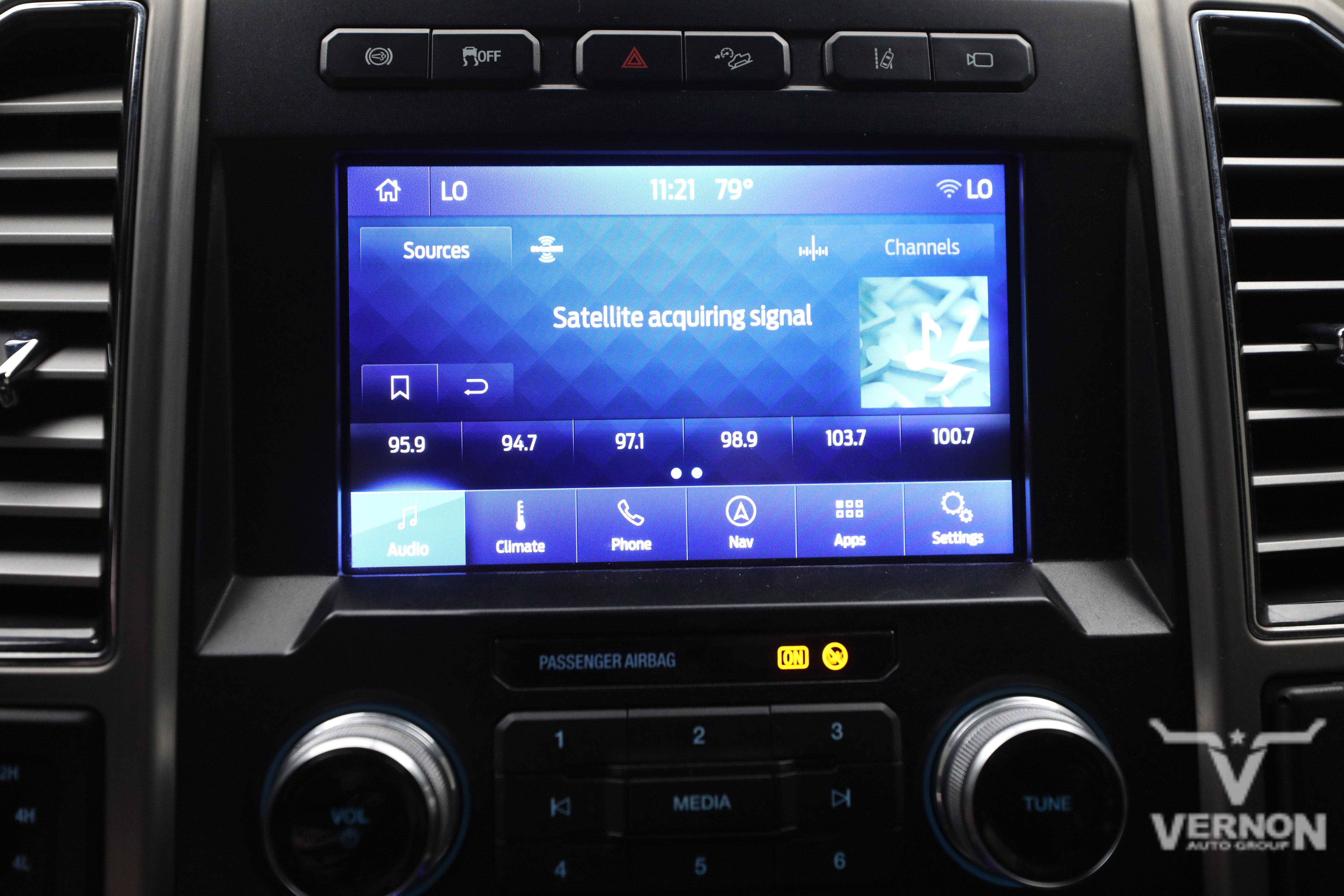 Used 2021 Ford F350 Platinum AWD/4WD image 24