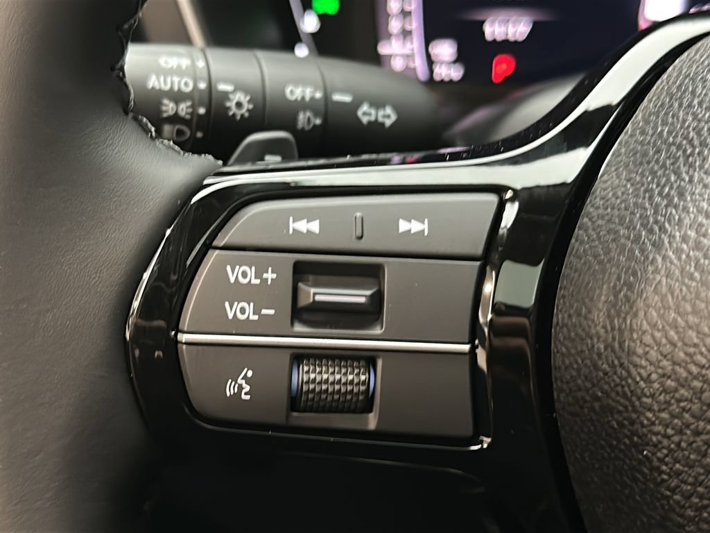 New 2026 Honda Pilot Touring image 28