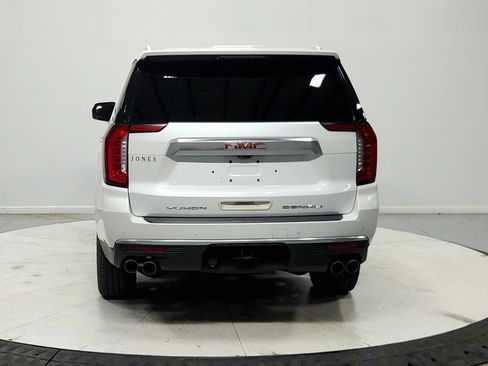 Used 2021 GMC Yukon Denali w/ Denali Premium Package RWD image 7