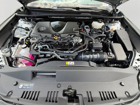 Used 2025 Toyota Camry LE FWD image 9