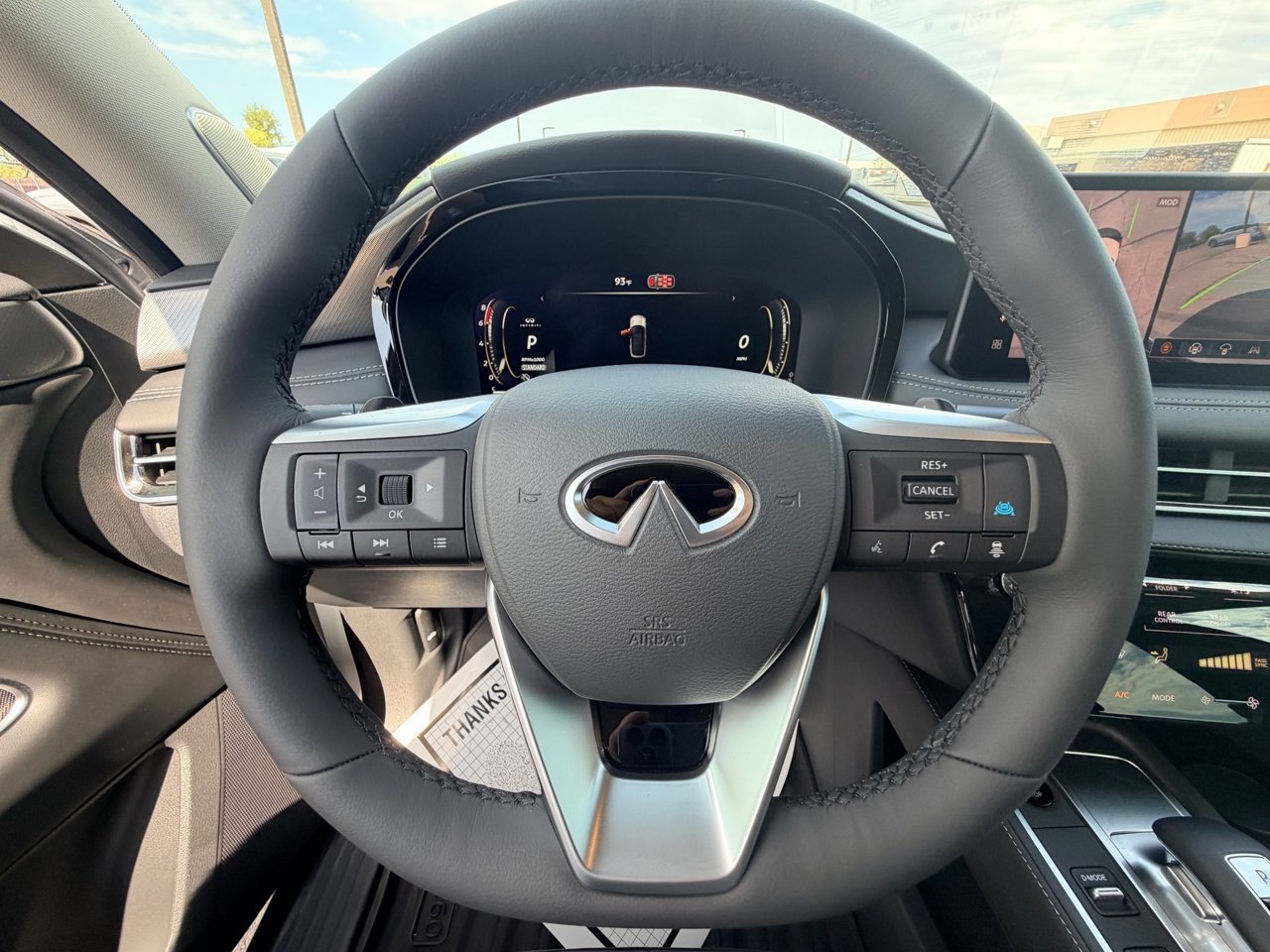New 2027 INFINITI QX60 Luxe FWD image 19
