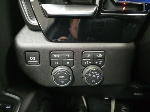 New 2026 Chevrolet Silverado 2500 LTZ w/ LTZ Plus Package image 17