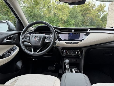 Used 2023 Buick Encore GX Preferred w/ Cold Weather Comfort Package FWD image 11