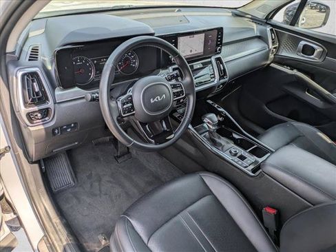 Used 2022 Kia Sorento SX FWD image 10
