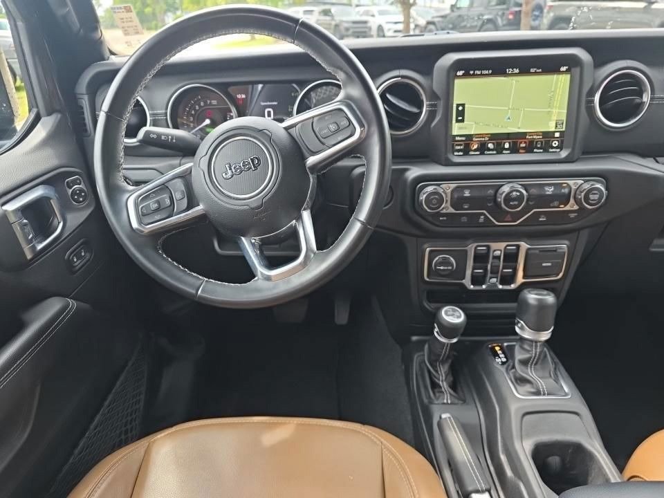 Used 2022 Jeep Wrangler Unlimited Sahara AWD/4WD image 7