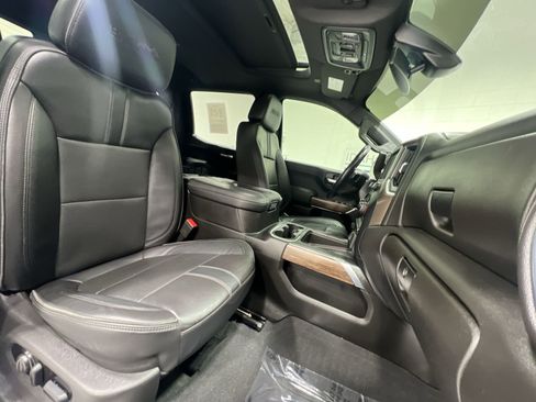 Used 2022 Chevrolet Silverado 1500 High Country AWD/4WD image 25