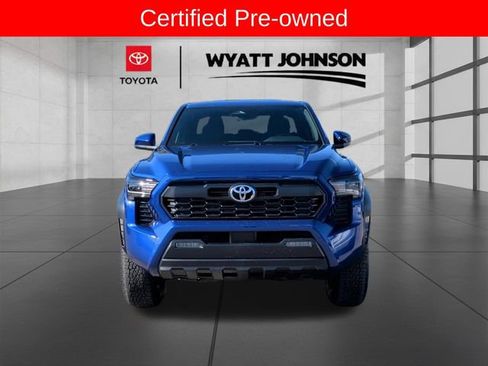 Used 2025 Toyota Tacoma TRD Off-Road AWD/4WD image 6