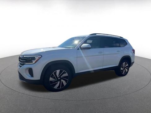 Used 2026 Volkswagen Atlas SE FWD image 8