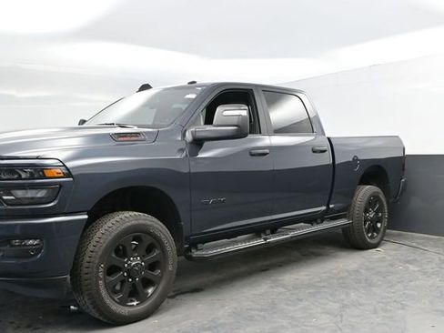 Used 2025 RAM 2500 Big Horn AWD/4WD image 5