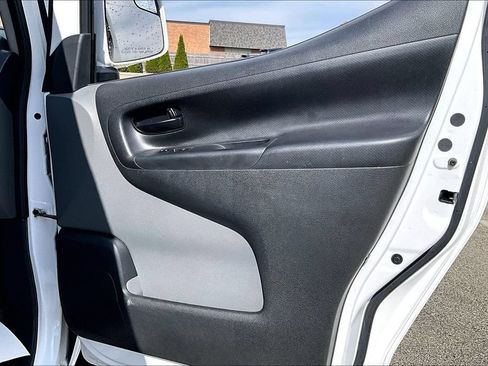Used 2020 Nissan NV200 SV w/ Back Door Glass Package FWD image 23