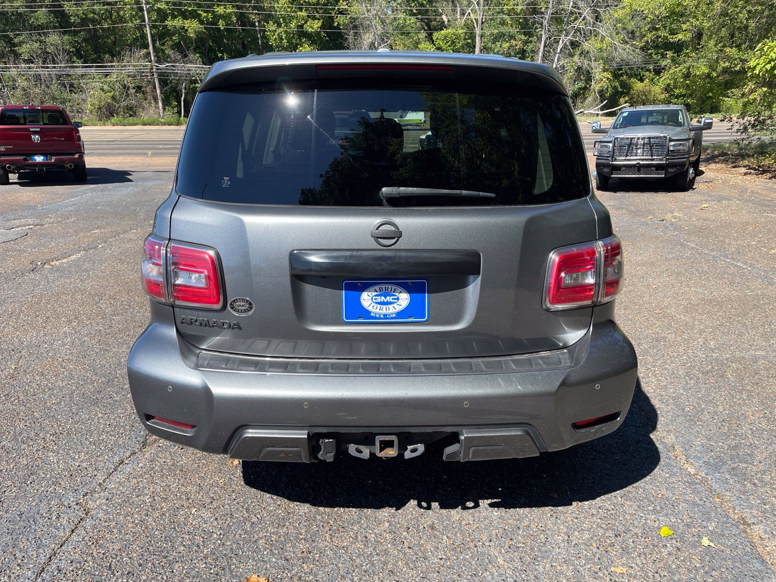 Used 2019 Nissan Armada SV w/ Driver Package RWD image 5