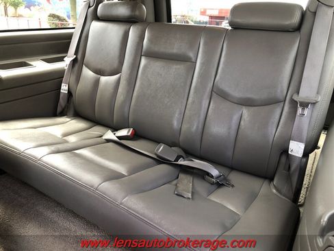 Used 2003 GMC Yukon XL SLT w/ 1SD Preferred Equipment Group AWD/4WD image 22
