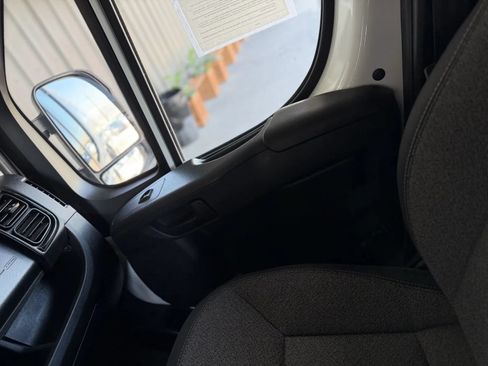 Used 2023 RAM ProMaster 1500 w/ Lane Management Group FWD image 35