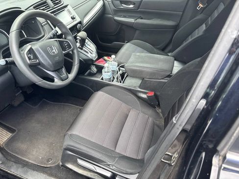 Used 2018 Honda CR-V LX image 3