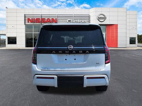 New 2026 Nissan Armada SL w/ Captain's Chari Seat Package AWD/4WD image 4
