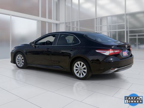 Used 2018 Toyota Camry LE w/ Protection Package (Q2) image 4